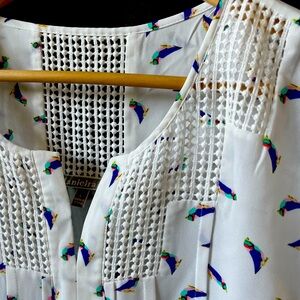 Daniel Rainn bird print summery blouse